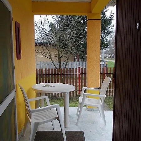 Puszta Apartman A Daire